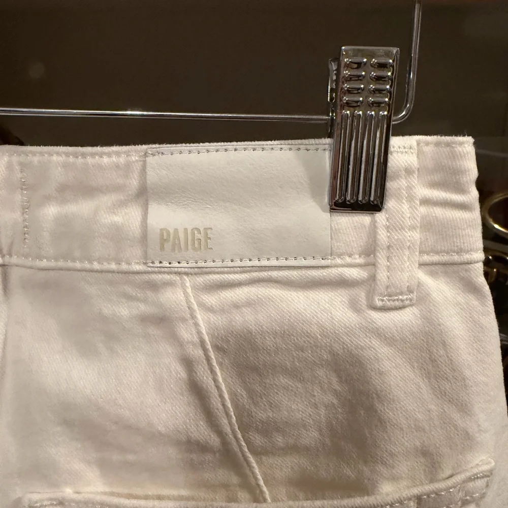 PAIGE Harper Ankle High-Rise Wide Leg Jean in Tonal Ecru - Picture 10 of 10